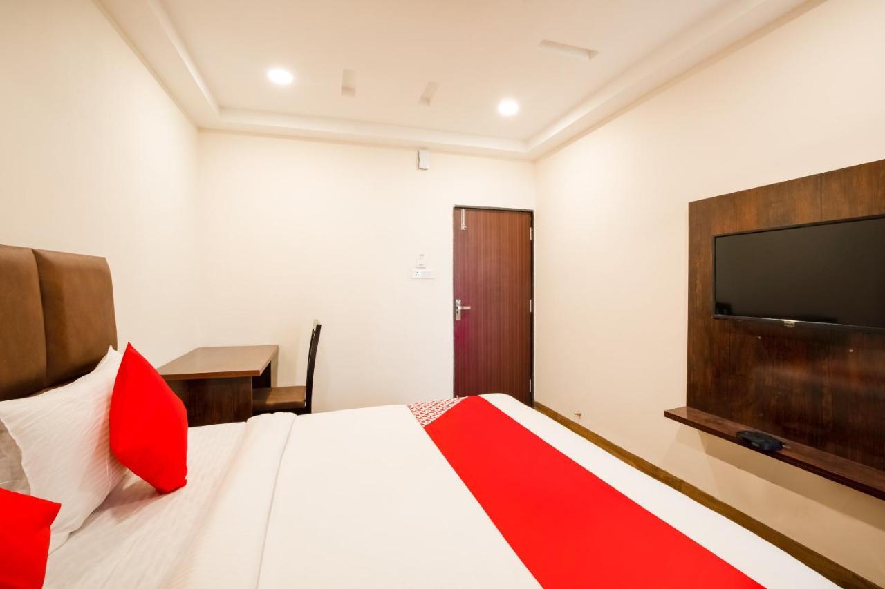 Oyo 71689 Hotel S Pride Indore Eksteriør billede