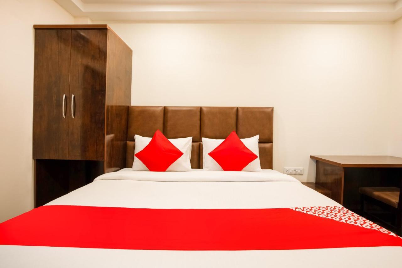 Oyo 71689 Hotel S Pride Indore Eksteriør billede